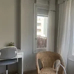 Rent a room of 120 m² in Alicante