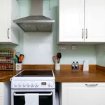 Rent 3 bedroom apartment of 800 m² in London