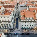 Rent 2 bedroom apartment of 90 m² in Lisbon