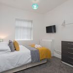 Rent 5 bedroom house in North West England