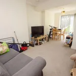 Rent 3 bedroom flat in West Midlands