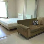 Rent 1 bedroom apartment of 30 m² in Bangkok