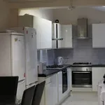 Rent 6 bedroom house in East Midlands