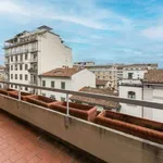 Rent 1 bedroom apartment of 120 m² in florence