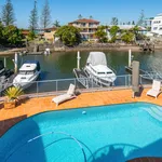 Rent 2 bedroom house in  Runaway Bay QLD 4216                        