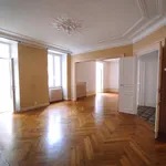 Appartement de 115 m² avec 3 chambre(s) en location à Millau