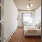 Rent a room in lisbon