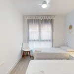 Alquilo 5 dormitorio apartamento de 98 m² en Alicante