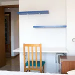 Rent a room of 110 m² in valencia