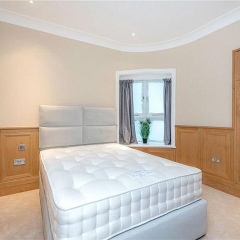 Flat to rent in Strand, London, 0 WC2R Westbury-on-Severn