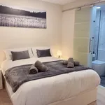 Rent 3 bedroom apartment of 667 m² in Madrid