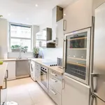 Appartement de 87 m² avec 3 chambre(s) en location à Paris