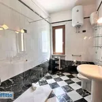 Rent 6 bedroom apartment of 100 m² in Cagliari