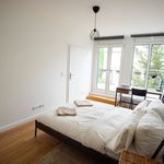 Rent 5 bedroom apartment of 15 m² in Berlin