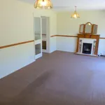 Rent 4 bedroom house in South East England