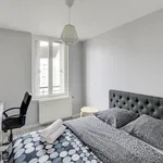 Appartement de 85 m² avec 5 chambre(s) en location à Cergy