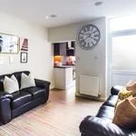 Rent 4 bedroom house in West Midlands