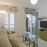 Rent 3 bedroom apartment in malaga