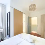 Rent a room in lisbon