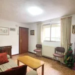 Rent a room of 70 m² in madrid