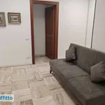 Rent 2 bedroom apartment of 65 m² in Milan