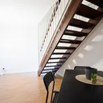 Rent 4 bedroom apartment in Dusseldorf