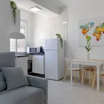 Rent 1 bedroom apartment of 40 m² in Málaga