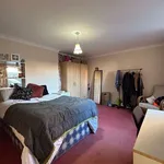 Rent 7 bedroom house in East Midlands