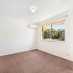 Rent 3 bedroom apartment in Woodridge