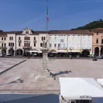 Rent 5 bedroom apartment of 240 m² in Marostica