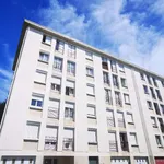 Appartement de 74 m² avec 4 chambre(s) en location à Rezé