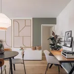 Rent 4 bedroom apartment of 69 m² in Lisboa