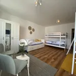 Rent 4 bedroom apartment of 150 m² in Düsseldorf