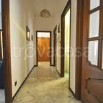 Rent 5 bedroom apartment of 95 m² in Genova