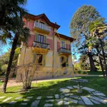 Rent 5 bedroom house of 250 m² in Maccagno con Pino e Veddasca