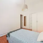 Rent a room in lisbon