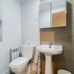 Rent 6 bedroom apartment in Madrid