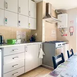 Rent a room in lisbon