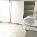 Appartement de 38 m² avec 2 chambre(s) en location à Poitiers