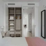 Rent 2 bedroom apartment of 109 m² in lisbon