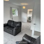 Rent 3 bedroom apartment in Yorkshire And The Humber