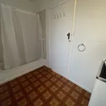 Rent 1 bedroom apartment in Frankston