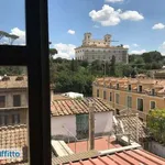 Rent 6 bedroom apartment of 214 m² in Rome