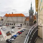 Pronajměte si 2 ložnic/e byt o rozloze 89 m² v Prague