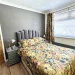 Rent 4 bedroom house in Yorkshire And The Humber