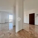 Rent 5 bedroom apartment of 150 m² in Milano