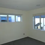 Rent 4 bedroom house in Papakura