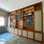 Rent 6 bedroom apartment of 194 m² in Bari