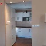 Pronajměte si 4 ložnic/e byt o rozloze 88 m² v Kladno