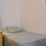 Rent 5 bedroom apartment in Valencia